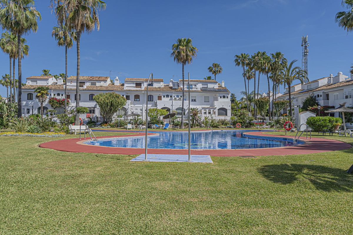 Huis te koop in Atalaya | 2 slaapkamers H5387983