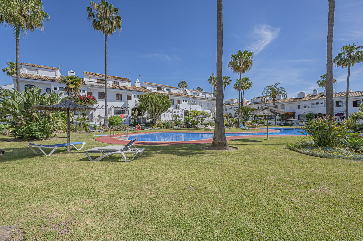 Huis te koop in Atalaya | 2 slaapkamers H5387983