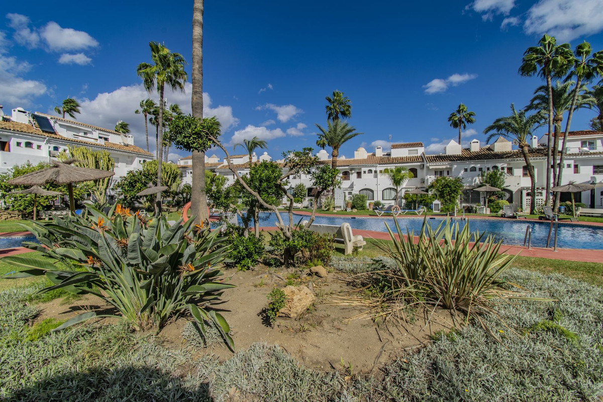 Huis te koop in Atalaya | 2 slaapkamers H5387983