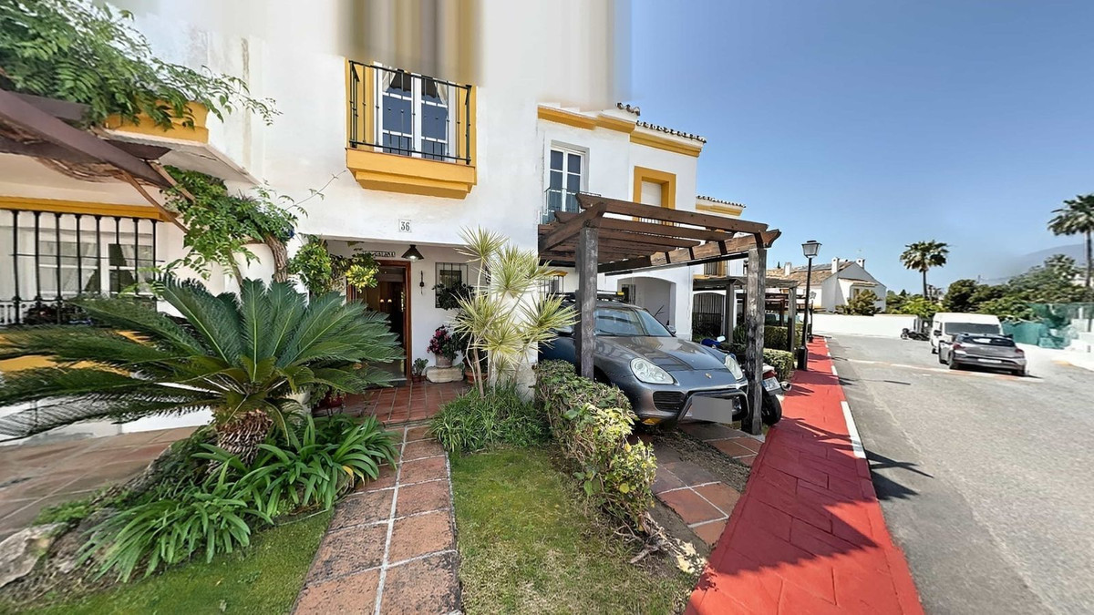 Huis te koop in Atalaya | 5 slaapkamers H5412172
