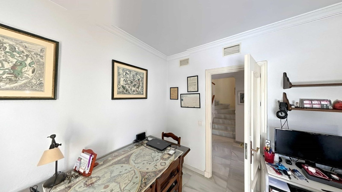 Huis te koop in Atalaya | 5 slaapkamers H5412172