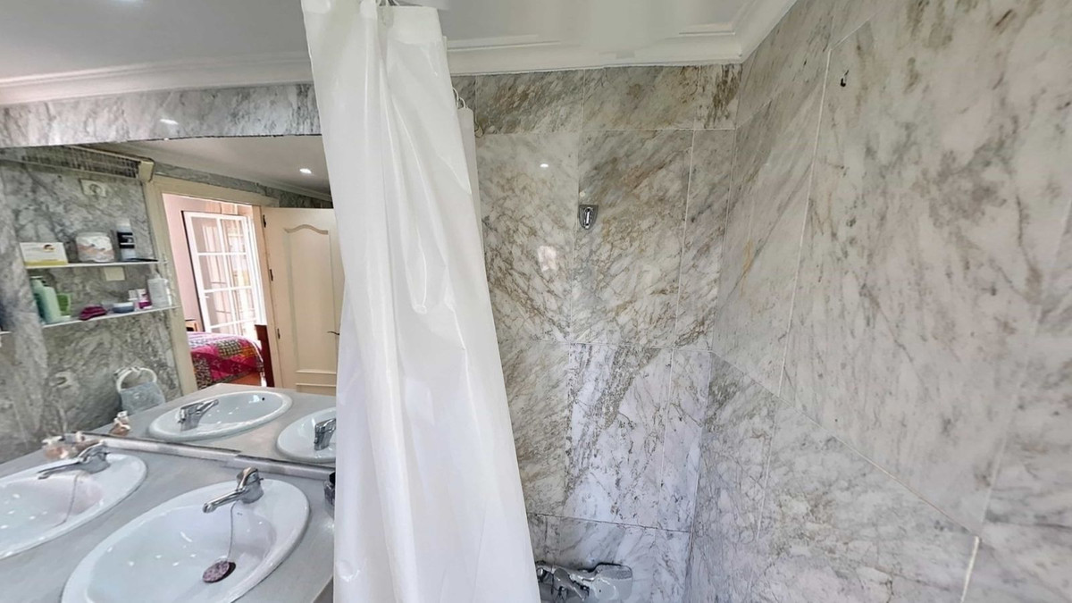 Huis te koop in Atalaya | 5 slaapkamers H5412172