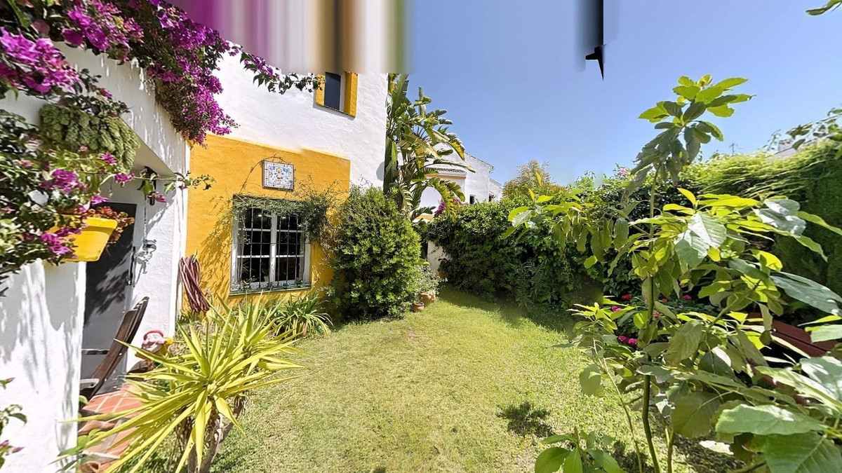 Huis te koop in Atalaya | 5 slaapkamers H5412172