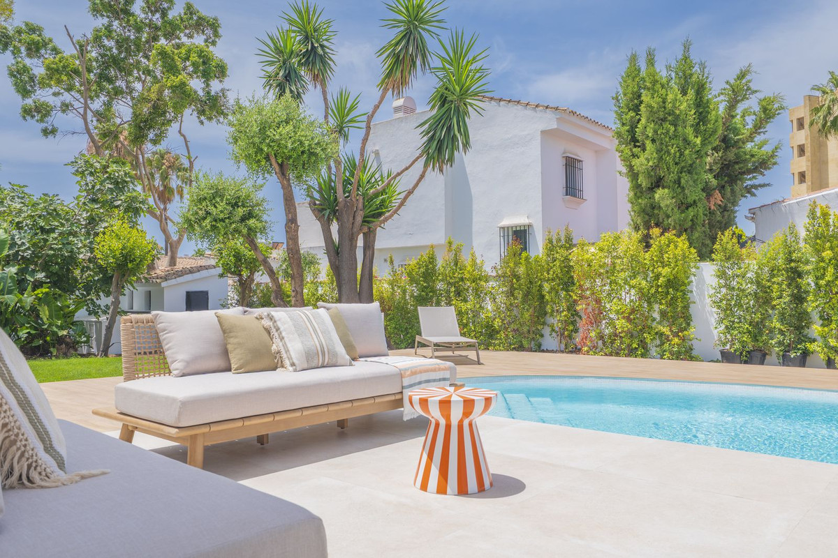 Huis te koop in Atalaya | 4 slaapkamers H5424010