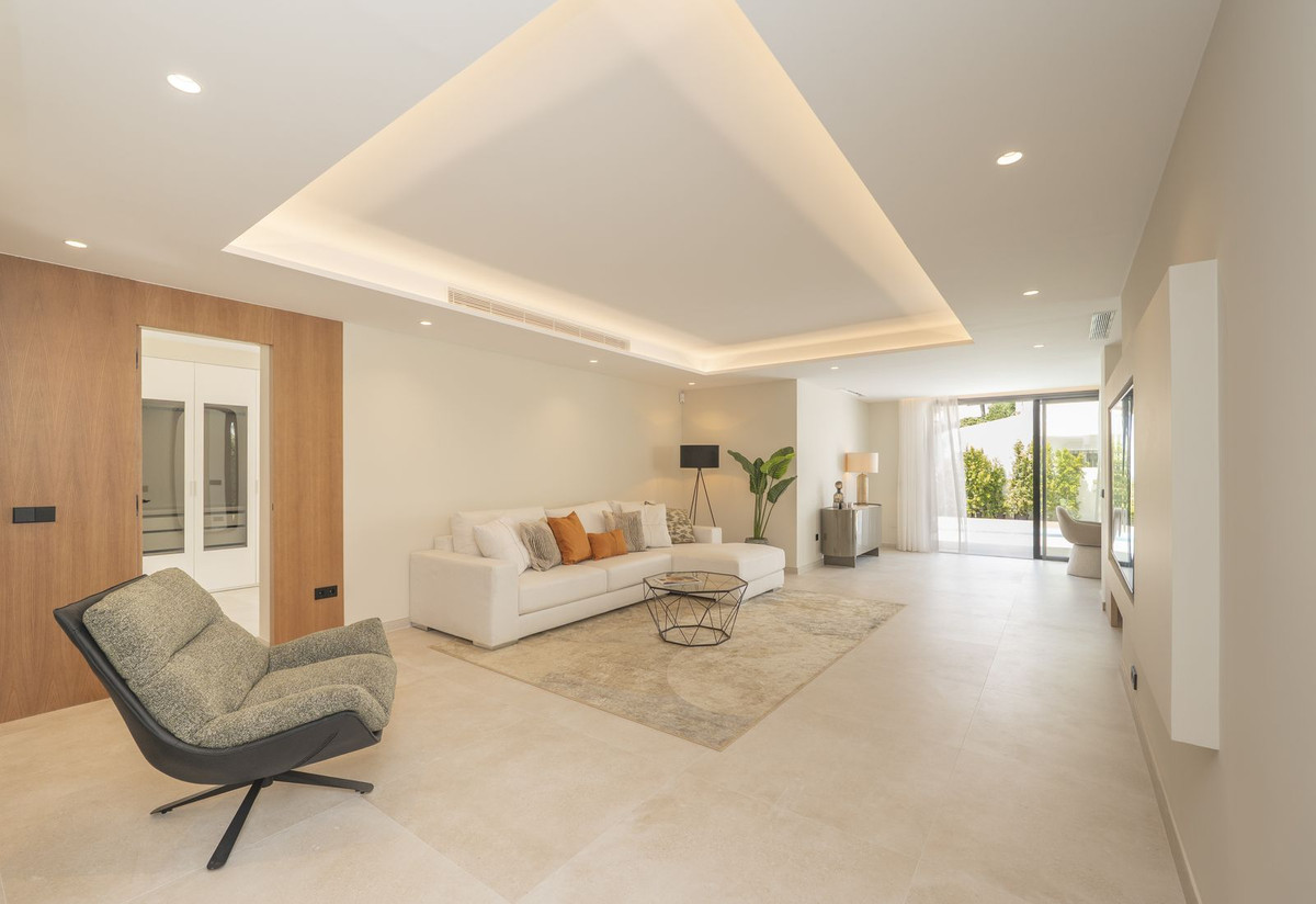 Huis te koop in Atalaya | 4 slaapkamers H5424010