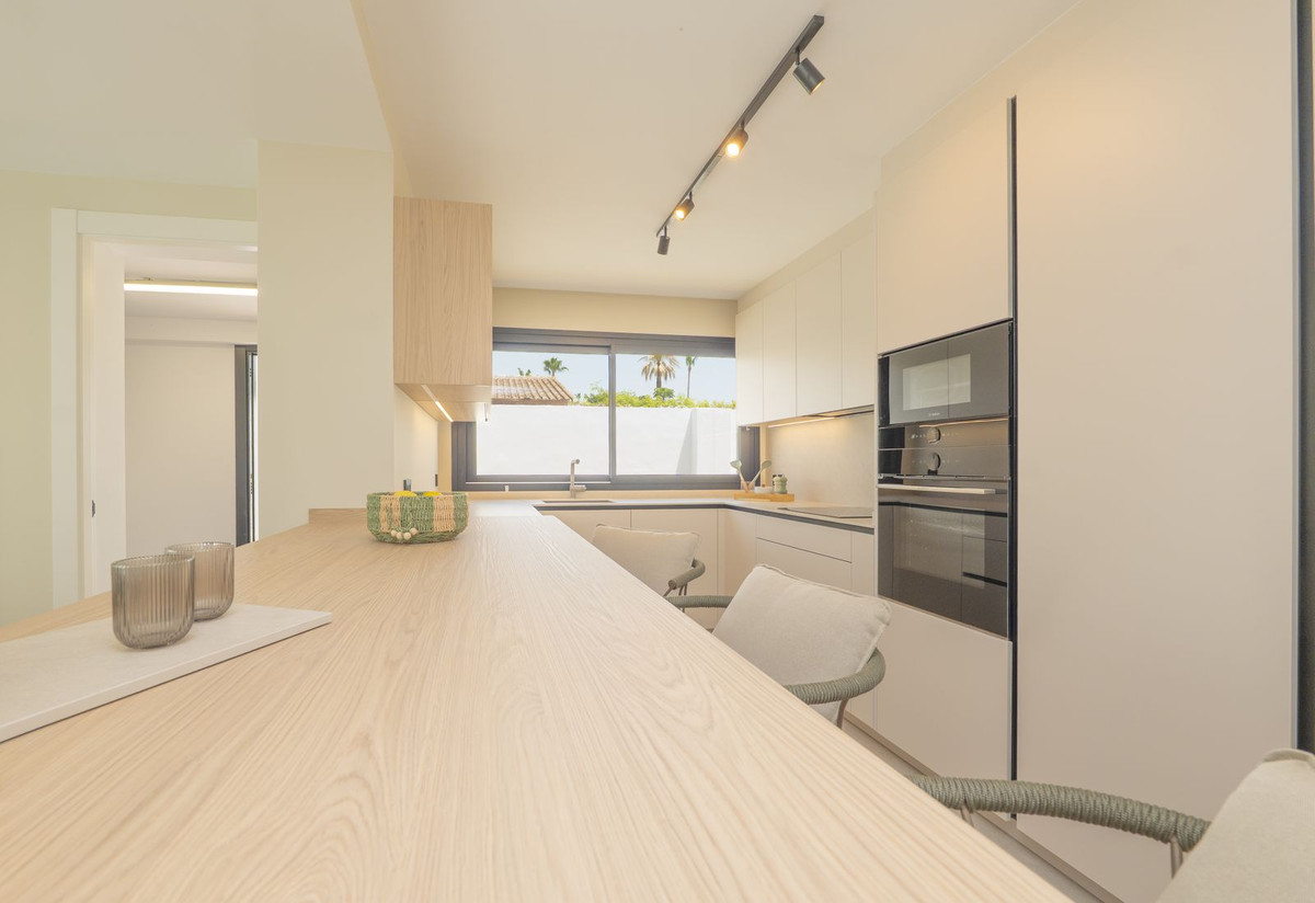 Huis te koop in Atalaya | 4 slaapkamers H5424010