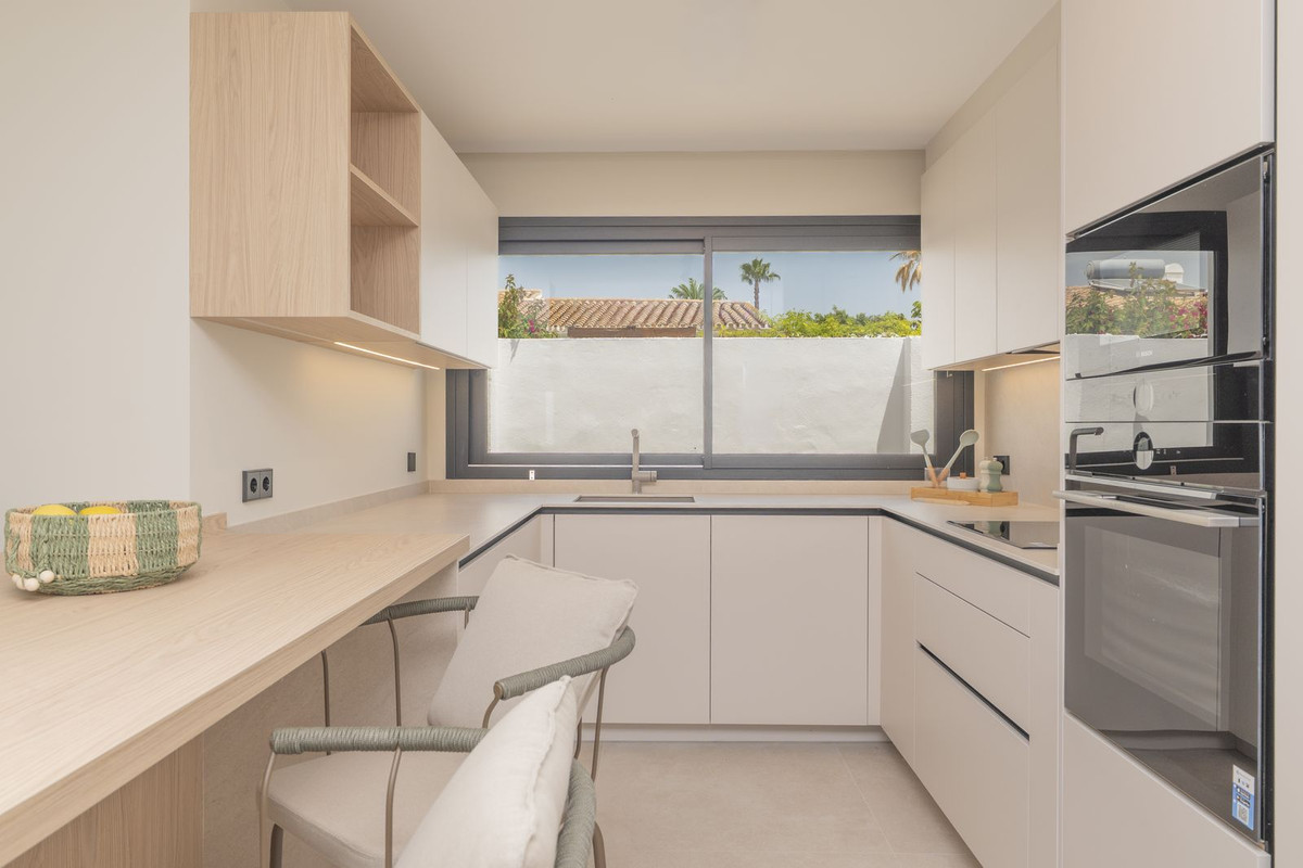 Huis te koop in Atalaya | 4 slaapkamers H5424010