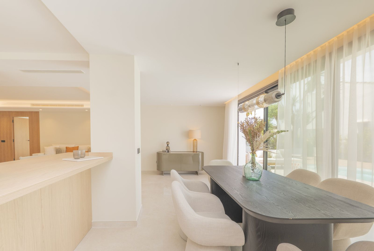 Huis te koop in Atalaya | 4 slaapkamers H5424010