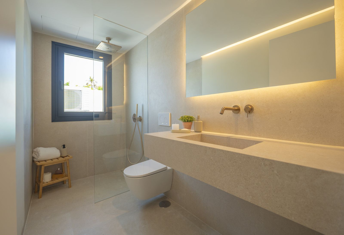 Huis te koop in Atalaya | 4 slaapkamers H5424010