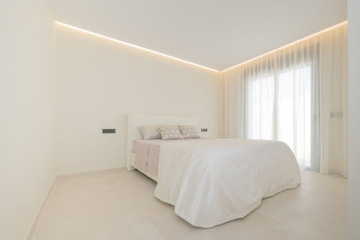Huis te koop in Atalaya | 4 slaapkamers H5424010