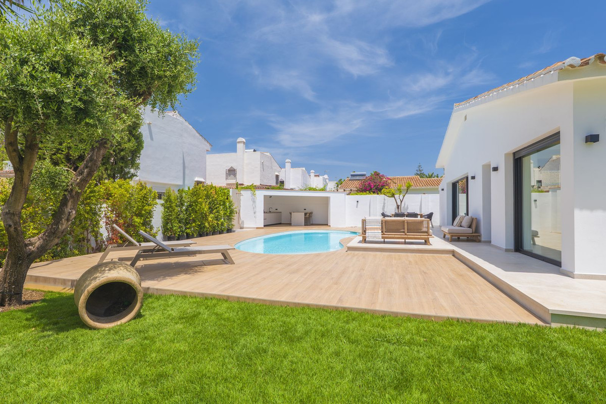 Huis te koop in Atalaya | 4 slaapkamers H5424010