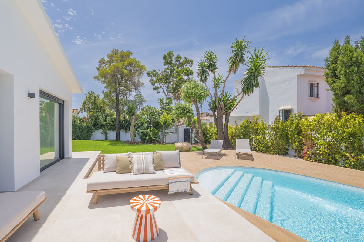 Huis te koop in Atalaya | 4 slaapkamers H5424010