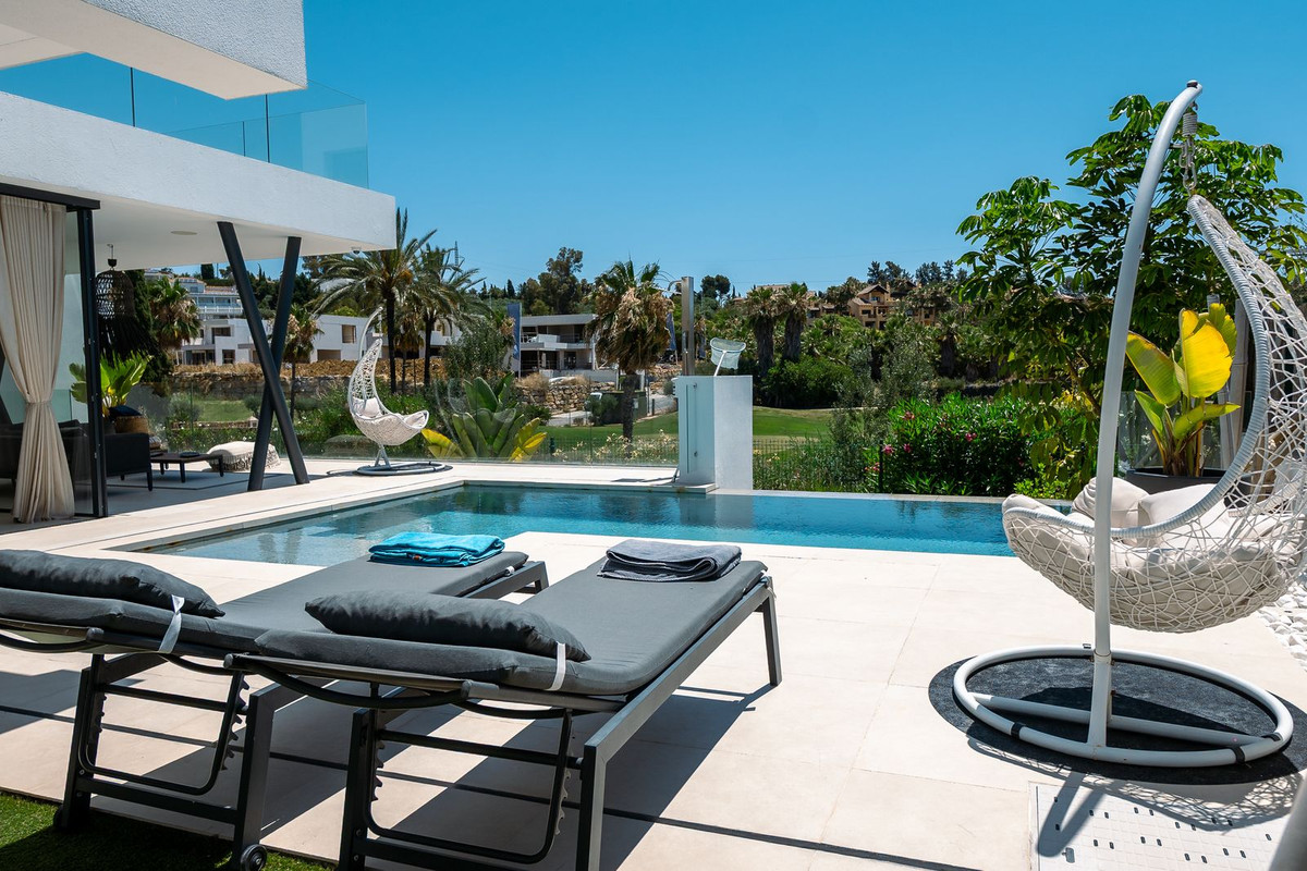 Huis te koop in Atalaya | 4 slaapkamers H5426941