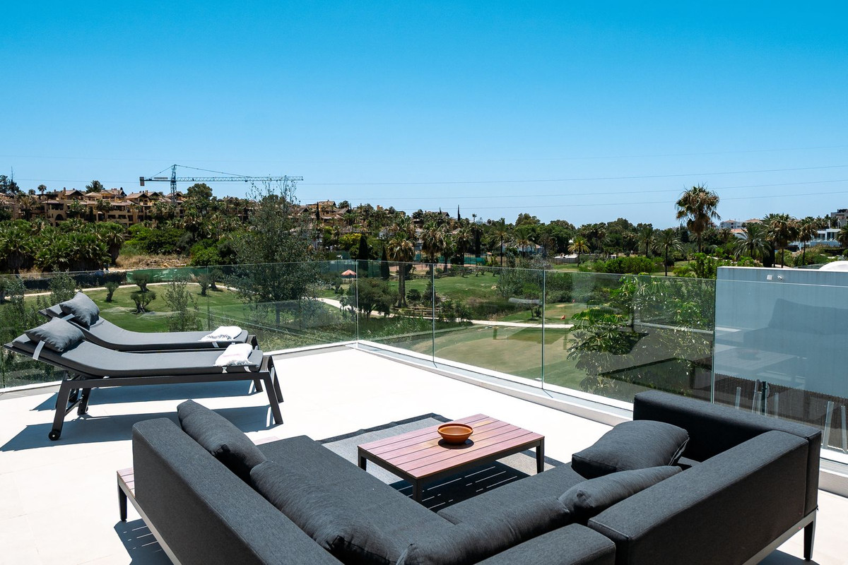 Huis te koop in Atalaya | 4 slaapkamers H5426941