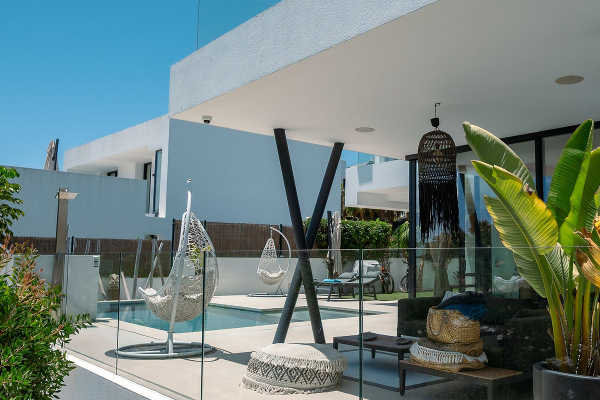 Huis te koop in Atalaya | 4 slaapkamers H5426941