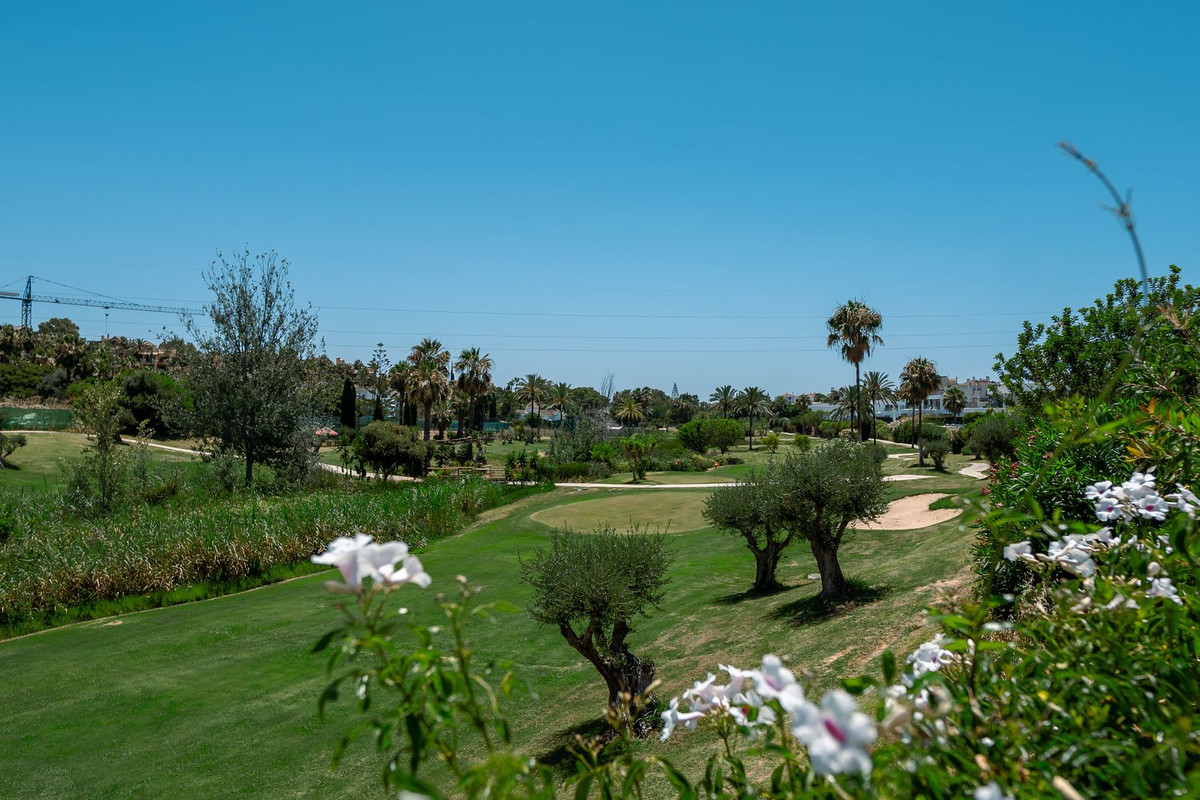 Huis te koop in Atalaya | 4 slaapkamers H5426941