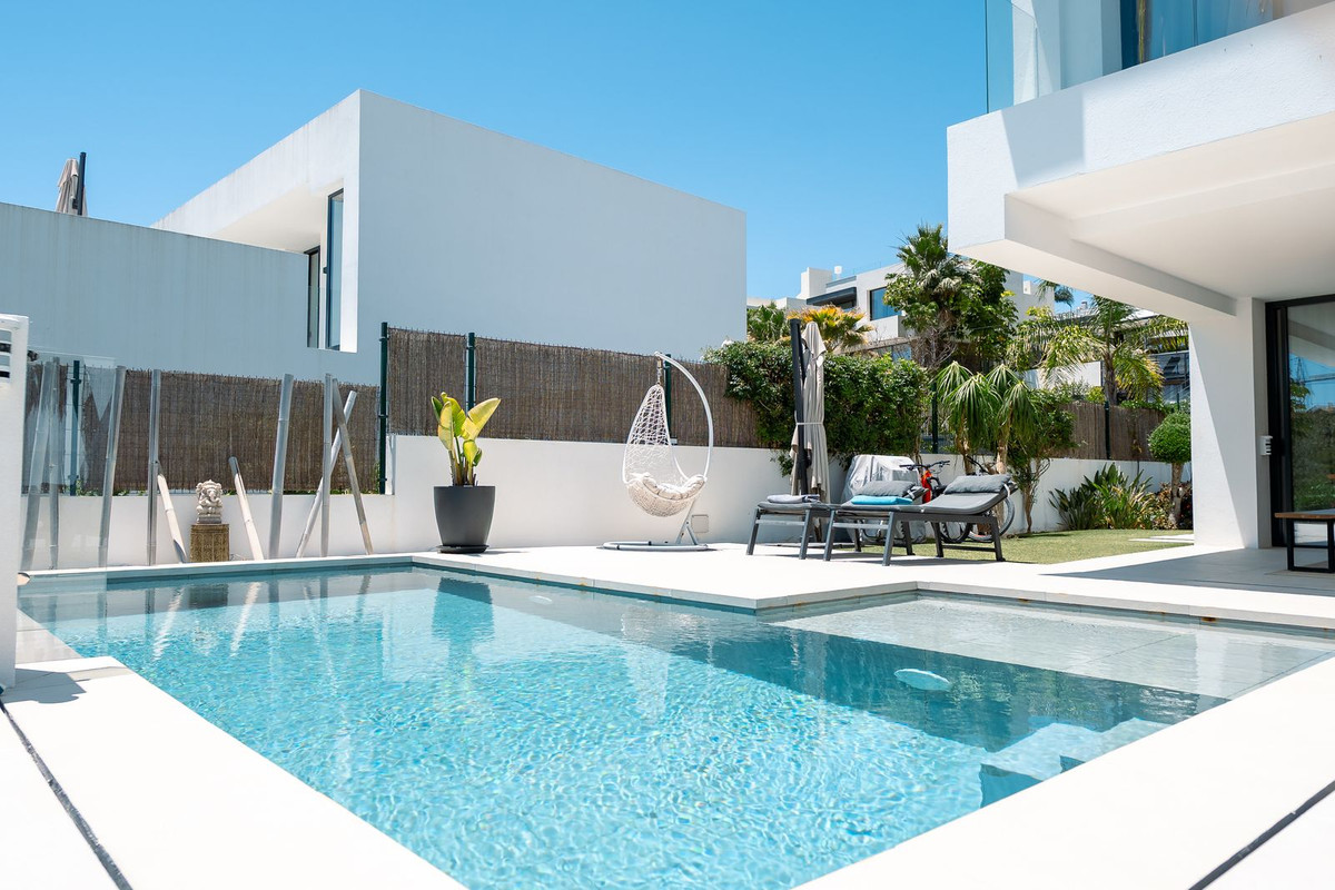 Huis te koop in Atalaya | 4 slaapkamers H5426941