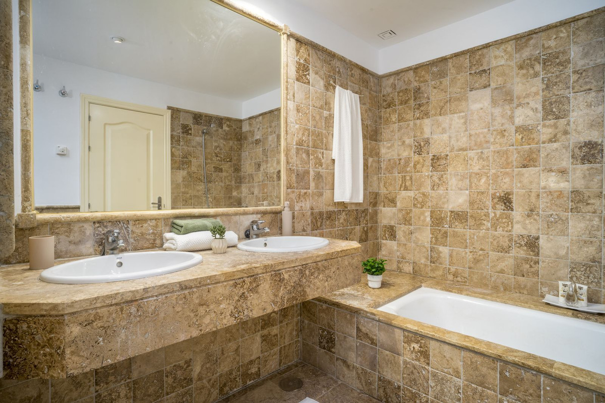 Property main view 32