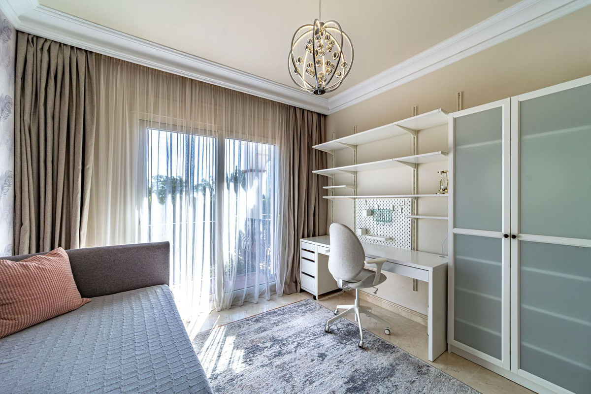 Huis te koop in Atalaya | 5 slaapkamers H5448211