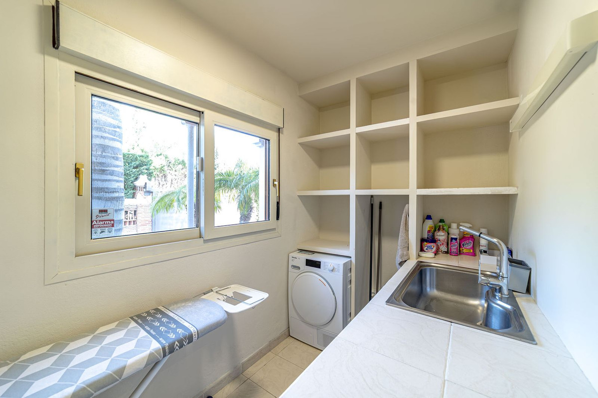 Huis te koop in Atalaya | 5 slaapkamers H5448211