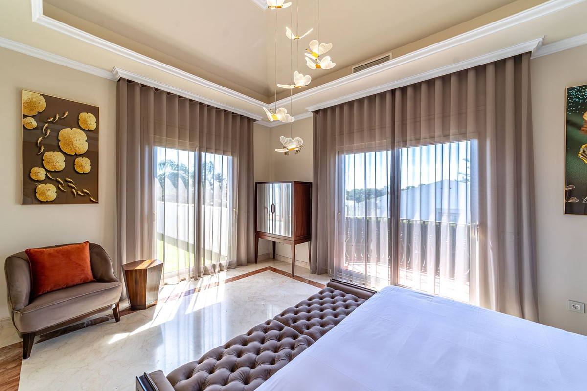 Huis te koop in Atalaya | 5 slaapkamers H5448211