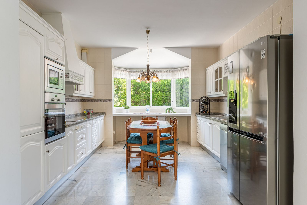 Huis te koop in Atalaya | 3 slaapkamers H5468371