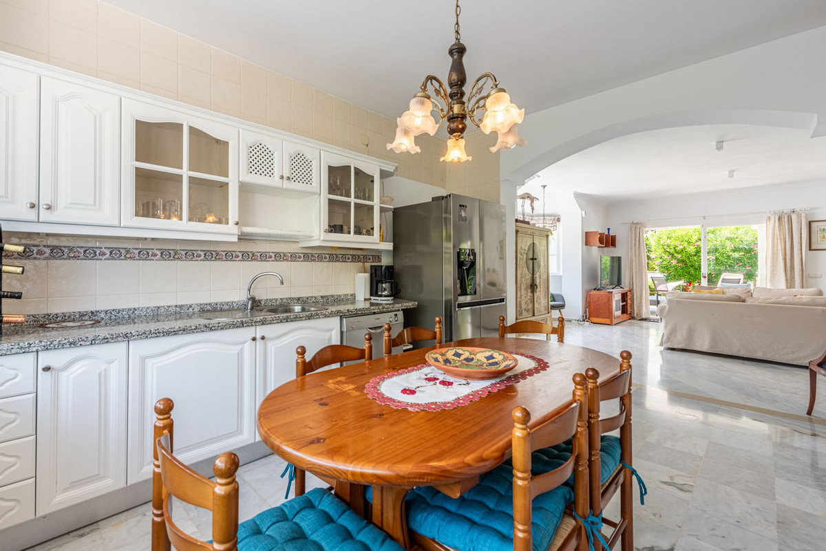 Huis te koop in Atalaya | 3 slaapkamers H5468371