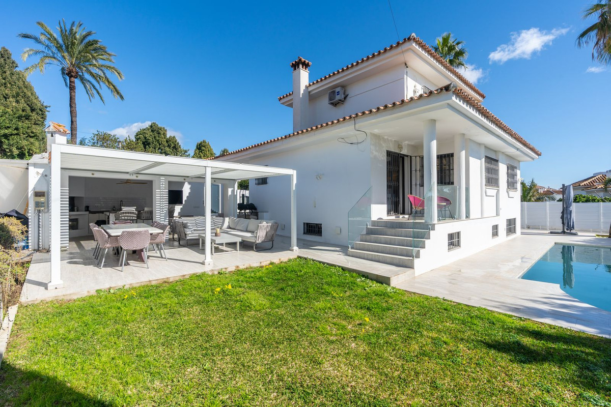 Huis te koop in Atalaya | 5 slaapkamers H5498443
