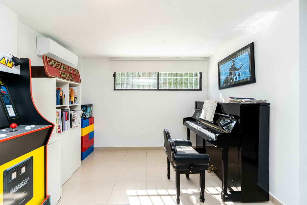 Huis te koop in Atalaya | 5 slaapkamers H5498443