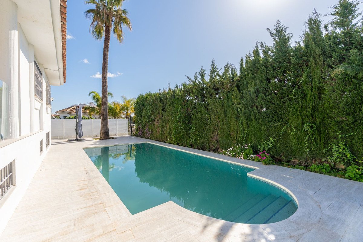 Huis te koop in Atalaya | 5 slaapkamers H5498443