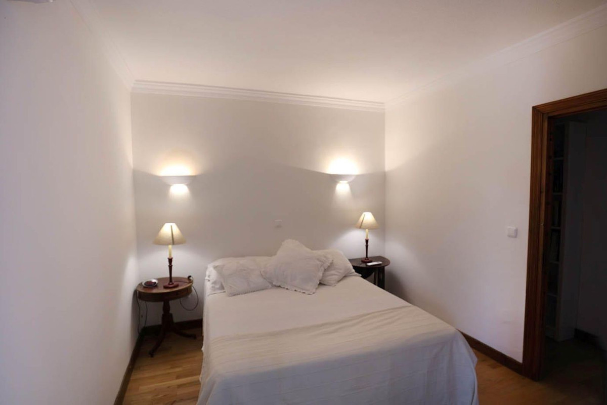 Huis te koop in Atalaya | 4 slaapkamers H5500450