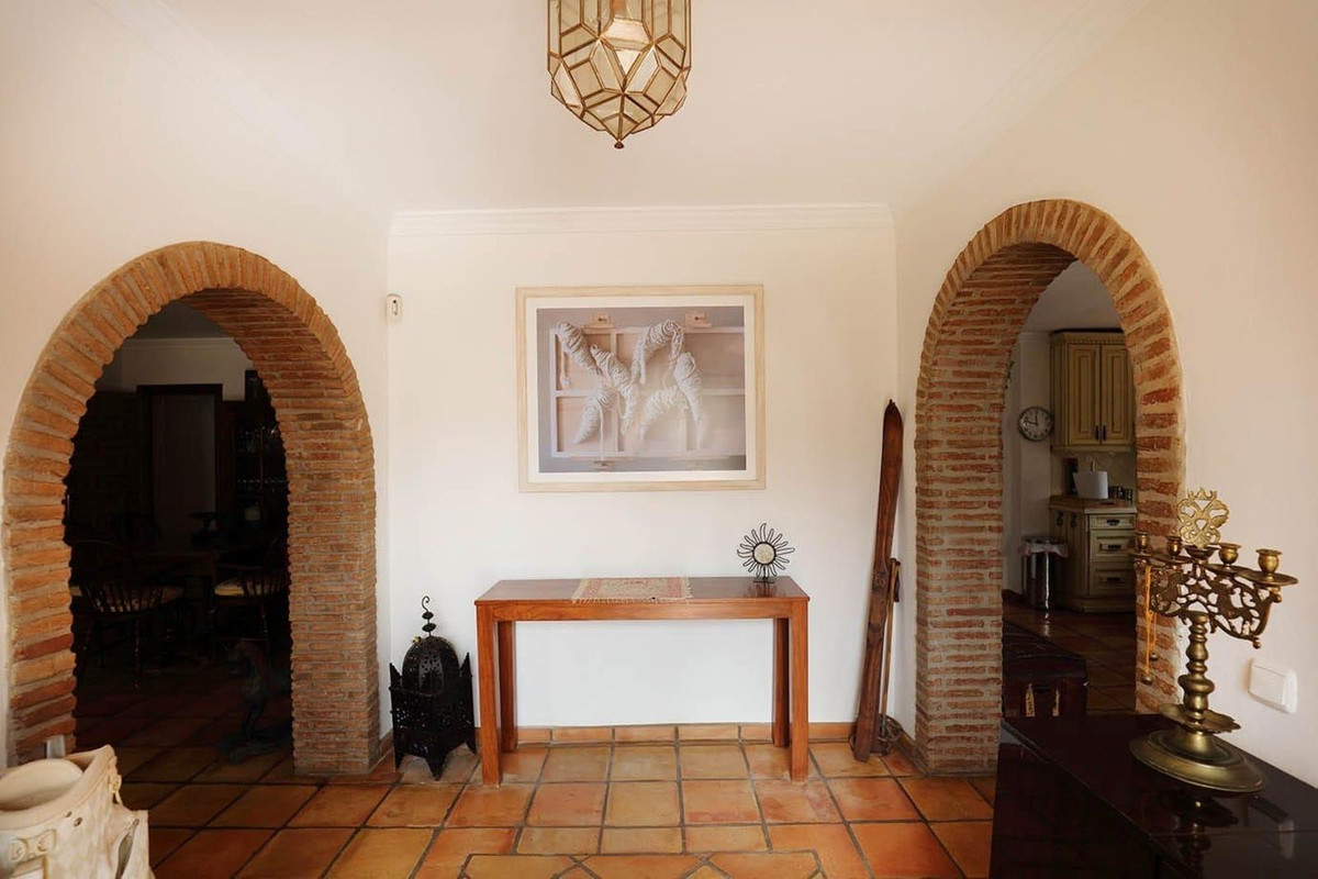 Huis te koop in Atalaya | 4 slaapkamers H5500450