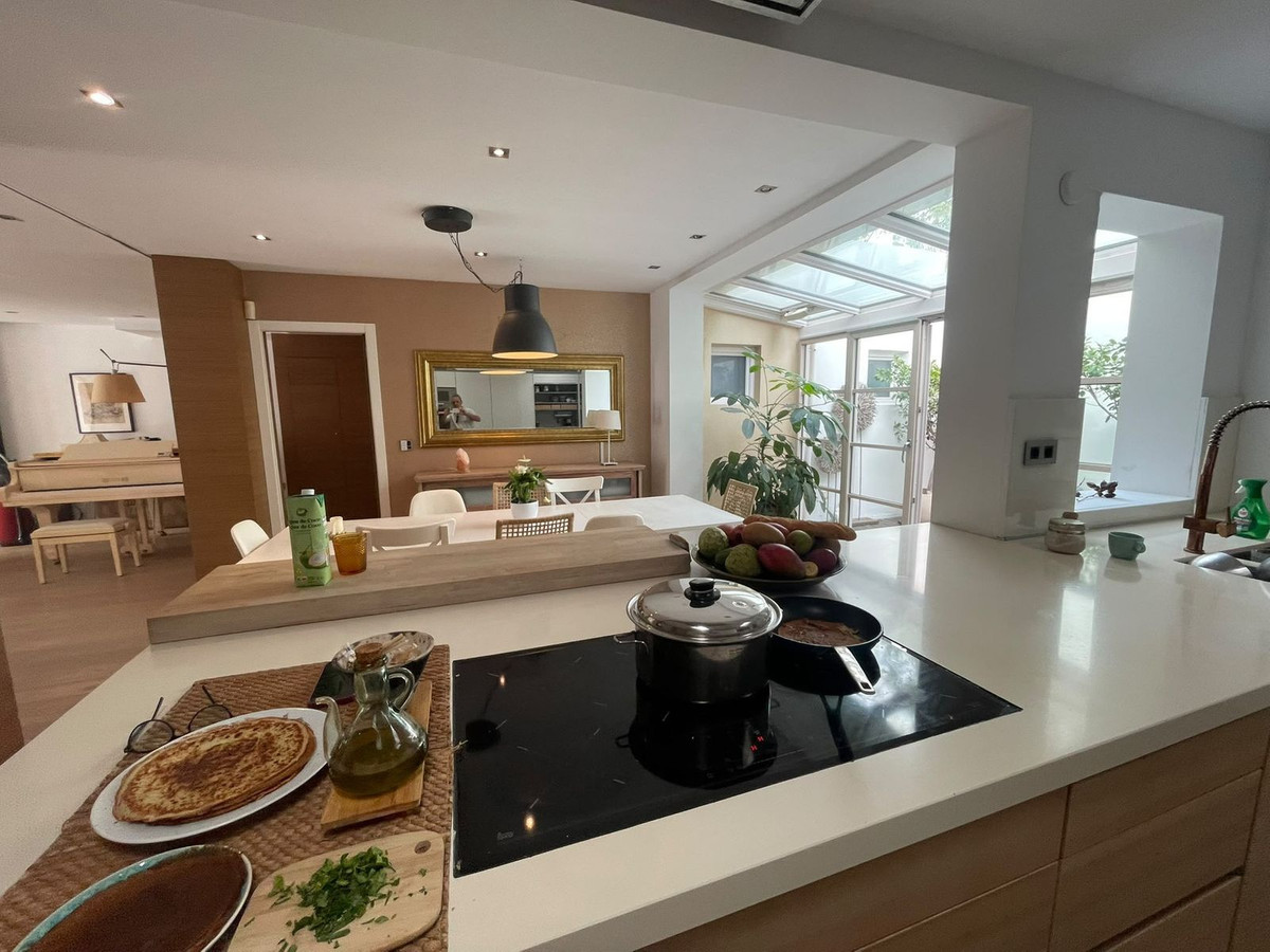 Huis te koop in Atalaya | 5 slaapkamers H5519473