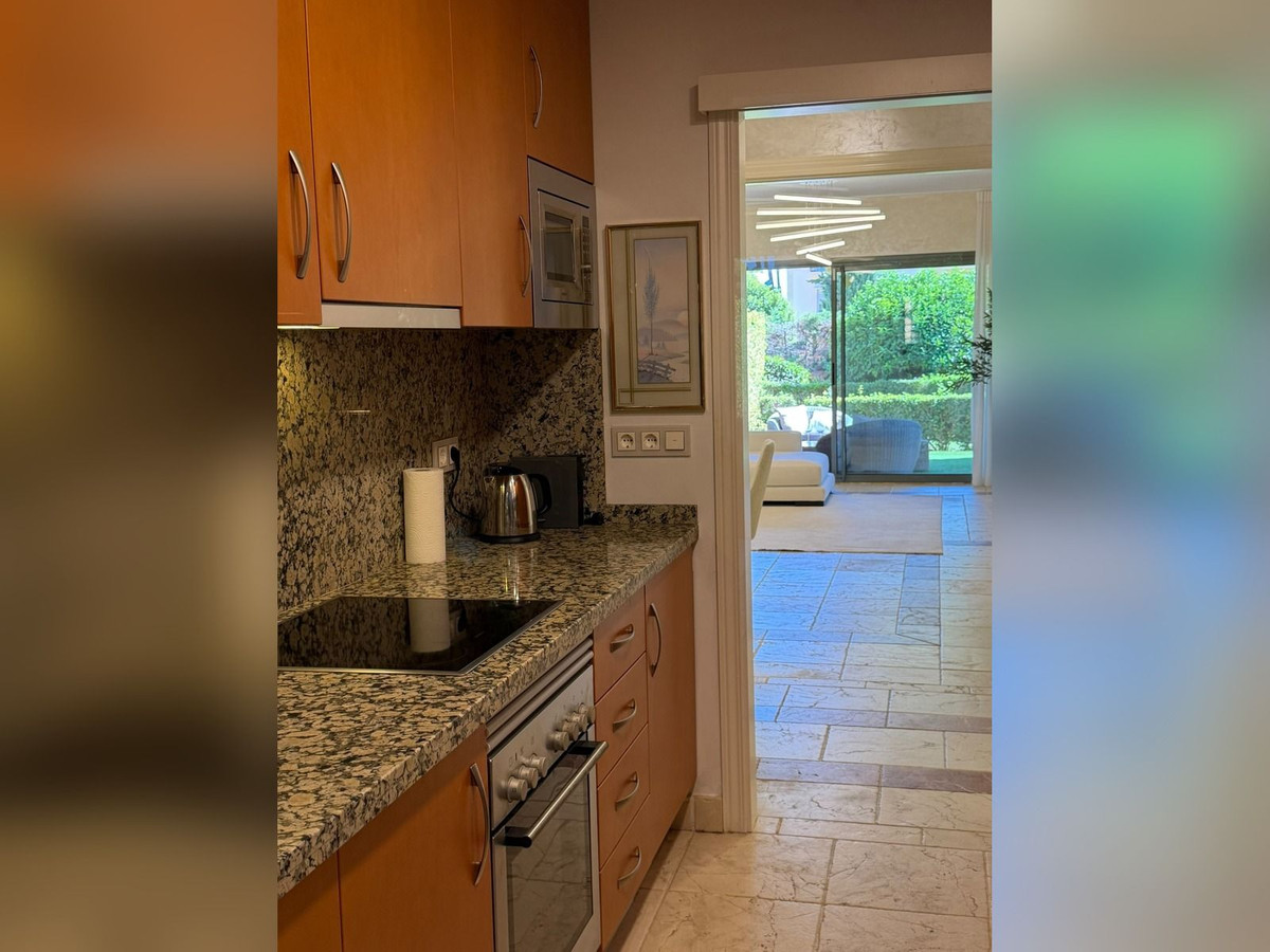 Appartement te koop in Atalaya | 2 slaapkamers H5519848