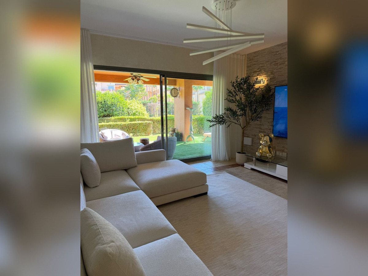 Appartement te koop in Atalaya | 2 slaapkamers H5519848