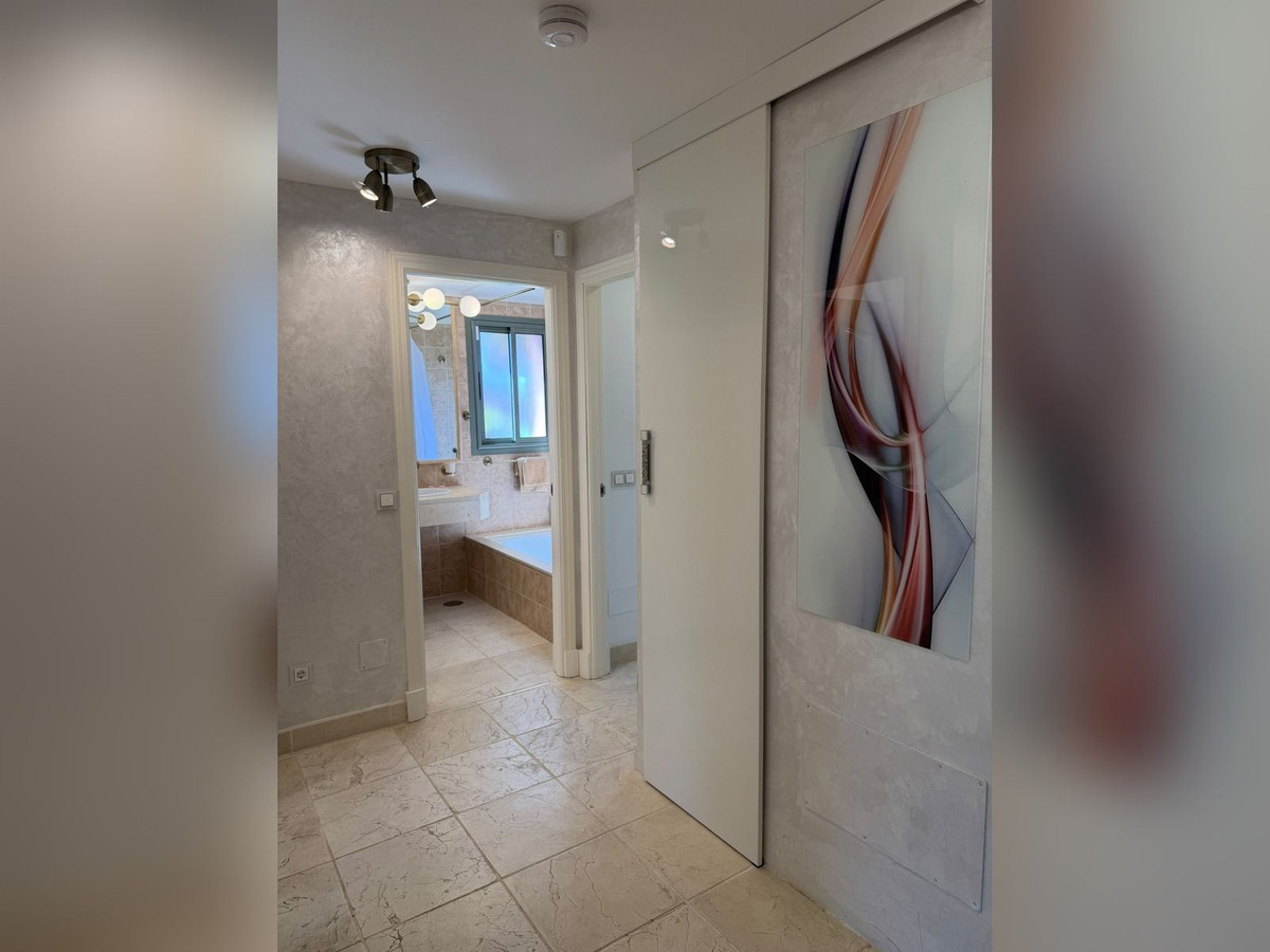 Appartement te koop in Atalaya | 2 slaapkamers H5519848