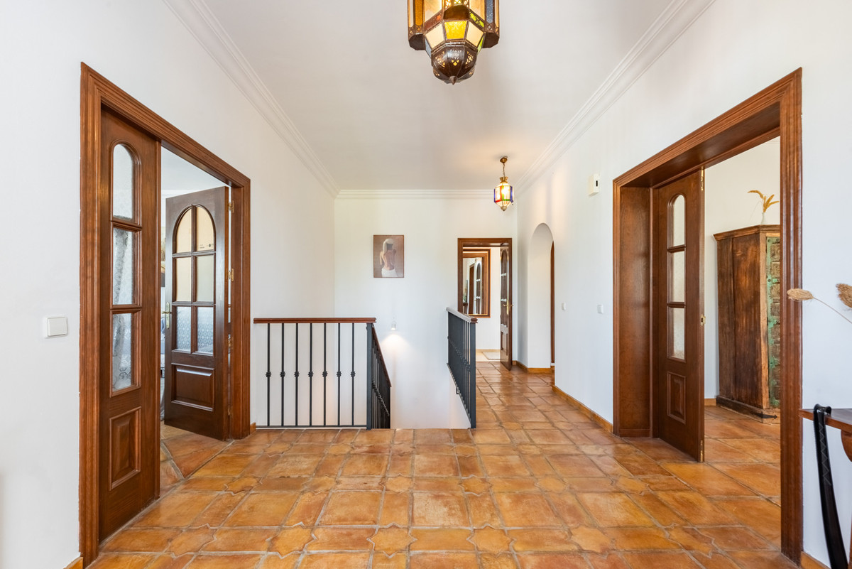 Huis te koop in Atalaya | 4 slaapkamers H5520577