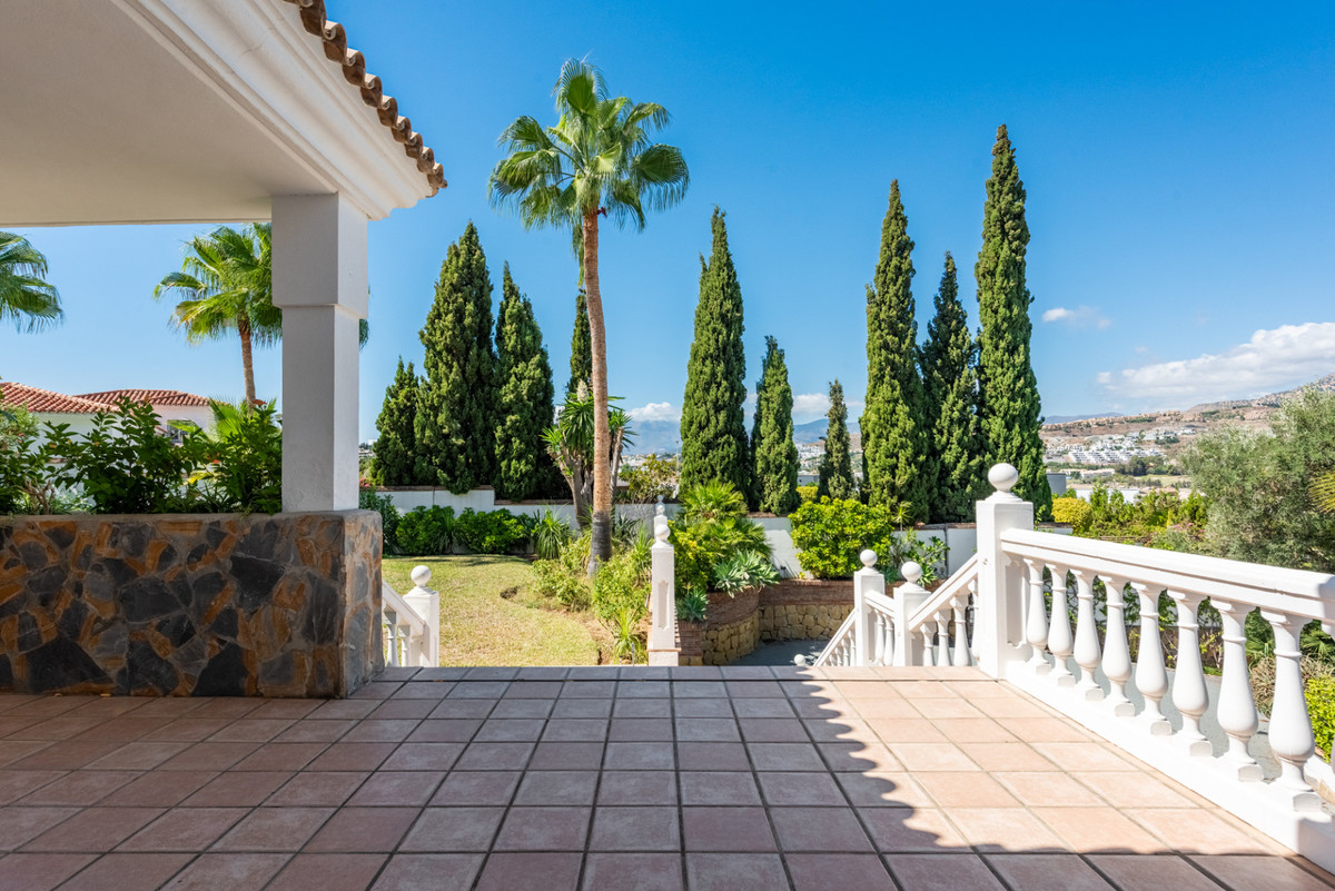 Huis te koop in Atalaya | 4 slaapkamers H5520577
