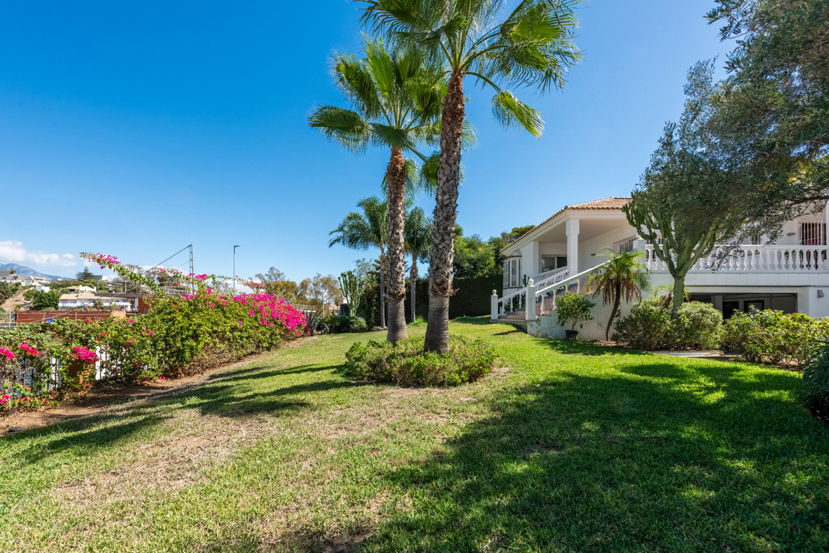Huis te koop in Atalaya | 4 slaapkamers H5520577