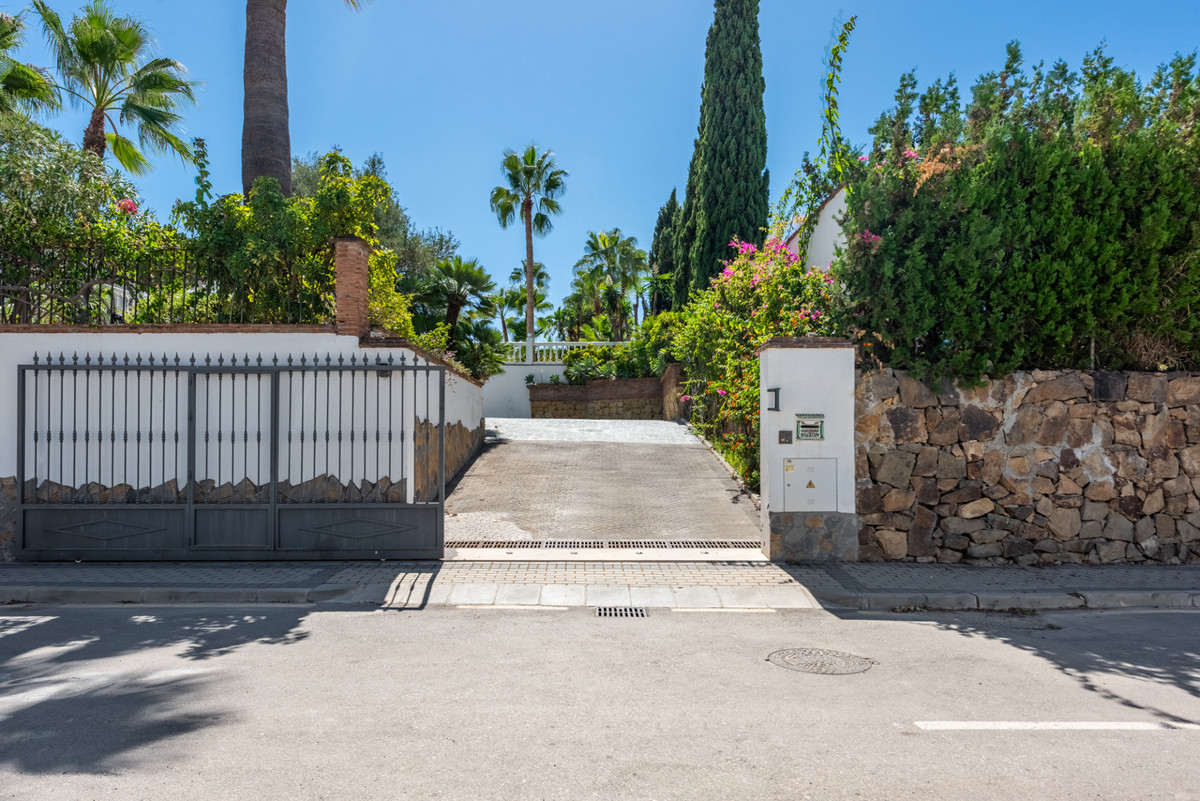 Huis te koop in Atalaya | 4 slaapkamers H5520577