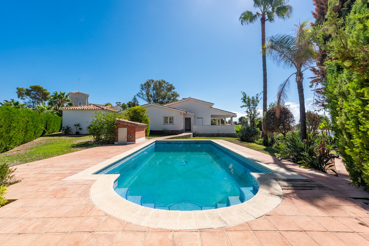 Huis te koop in Atalaya | 4 slaapkamers H5520583
