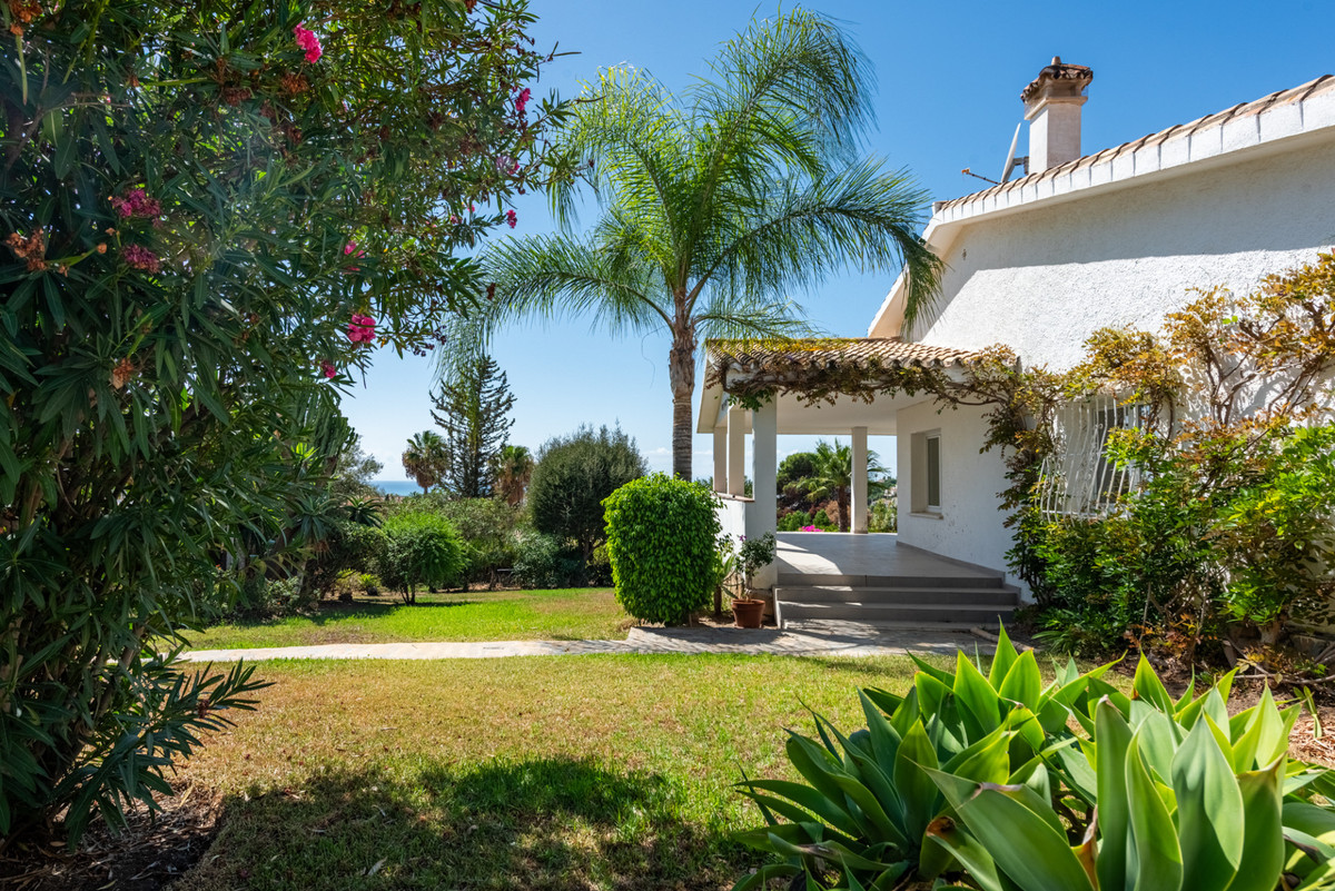 Huis te koop in Atalaya | 4 slaapkamers H5520583