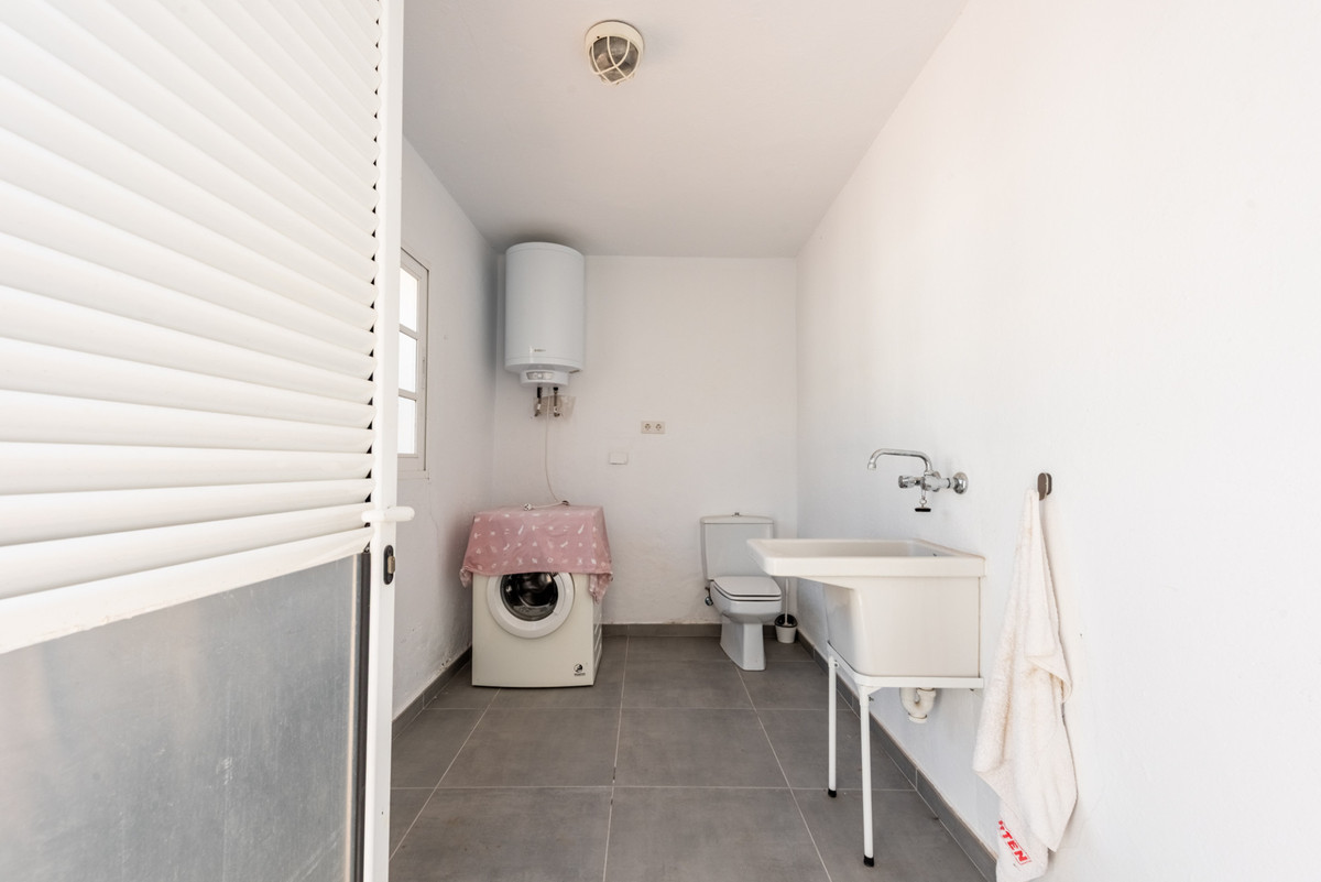 Huis te koop in Atalaya | 4 slaapkamers H5520583