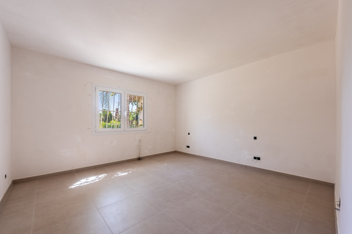 Huis te koop in Atalaya | 4 slaapkamers H5520583