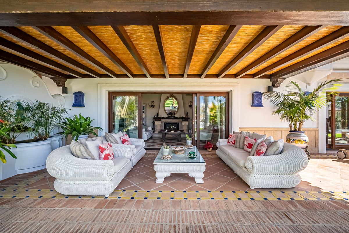 Huis te koop in Bahía de Marbella | 7 slaapkamers H4331503