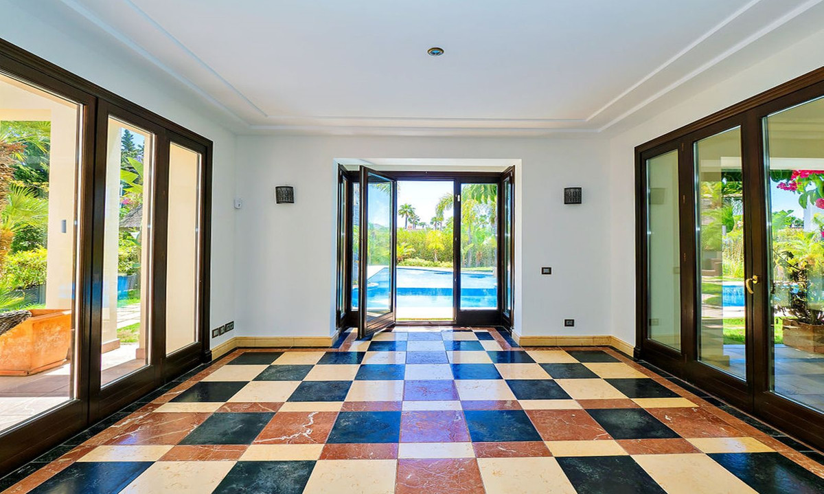 Vrijstaande Villa in Bahía de Marbella-10