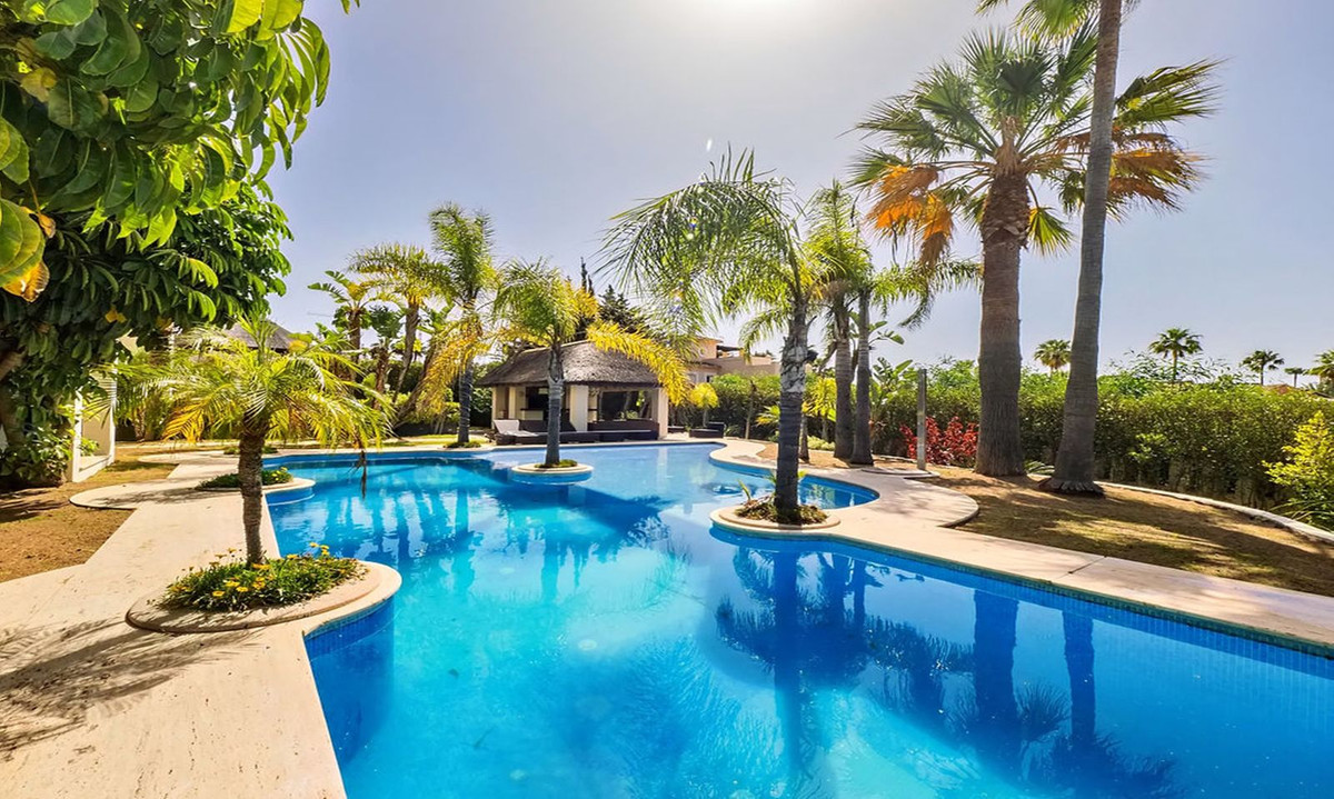 Vrijstaande Villa in Bahía de Marbella-12