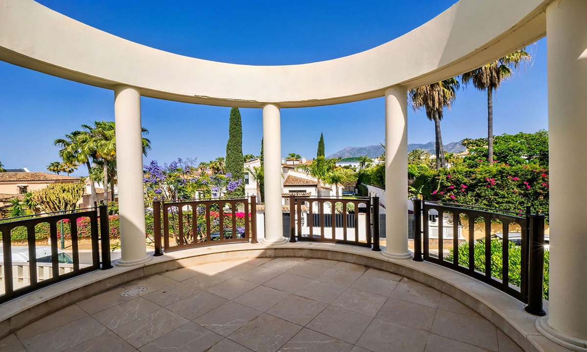 Vrijstaande Villa in Bahía de Marbella-17
