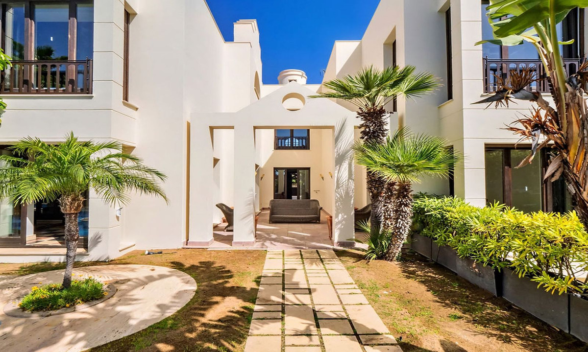Vrijstaande Villa in Bahía de Marbella-53