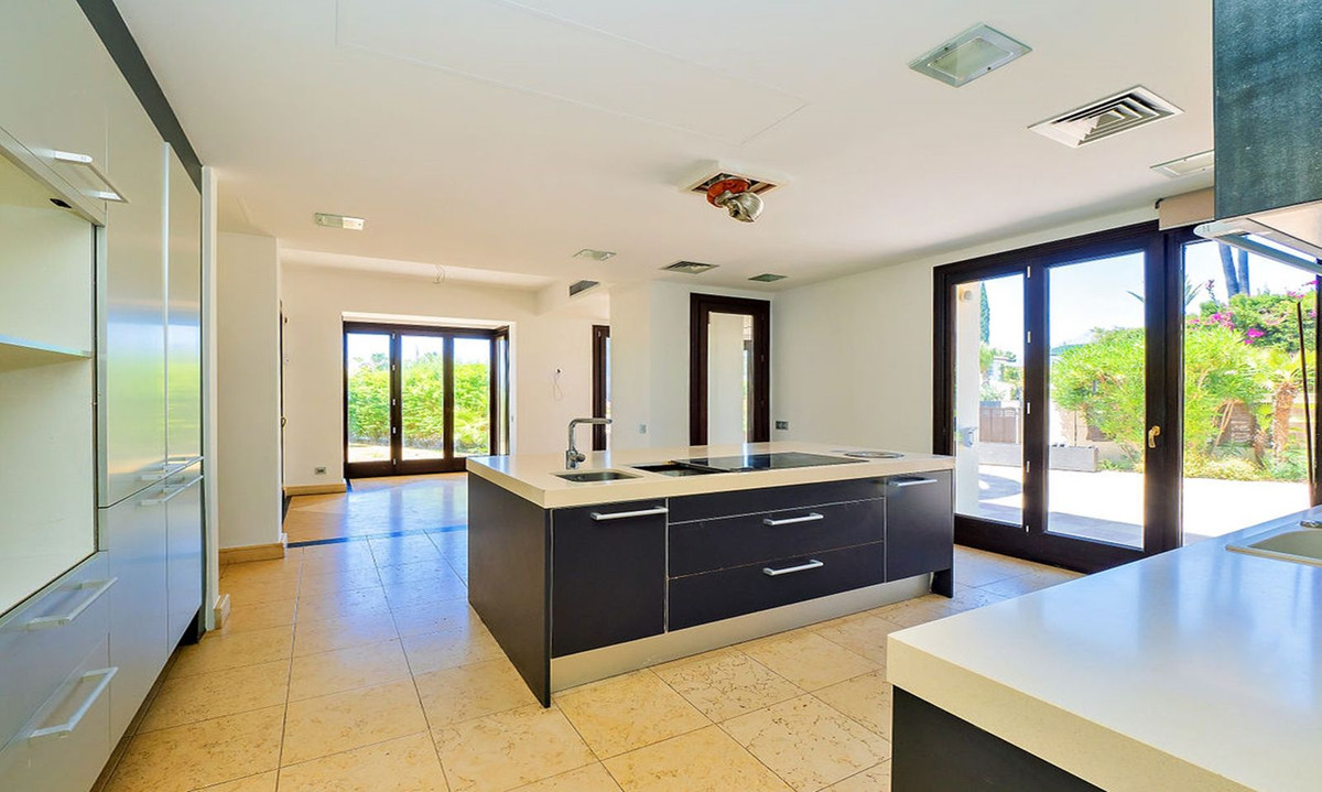 Vrijstaande Villa in Bahía de Marbella-58